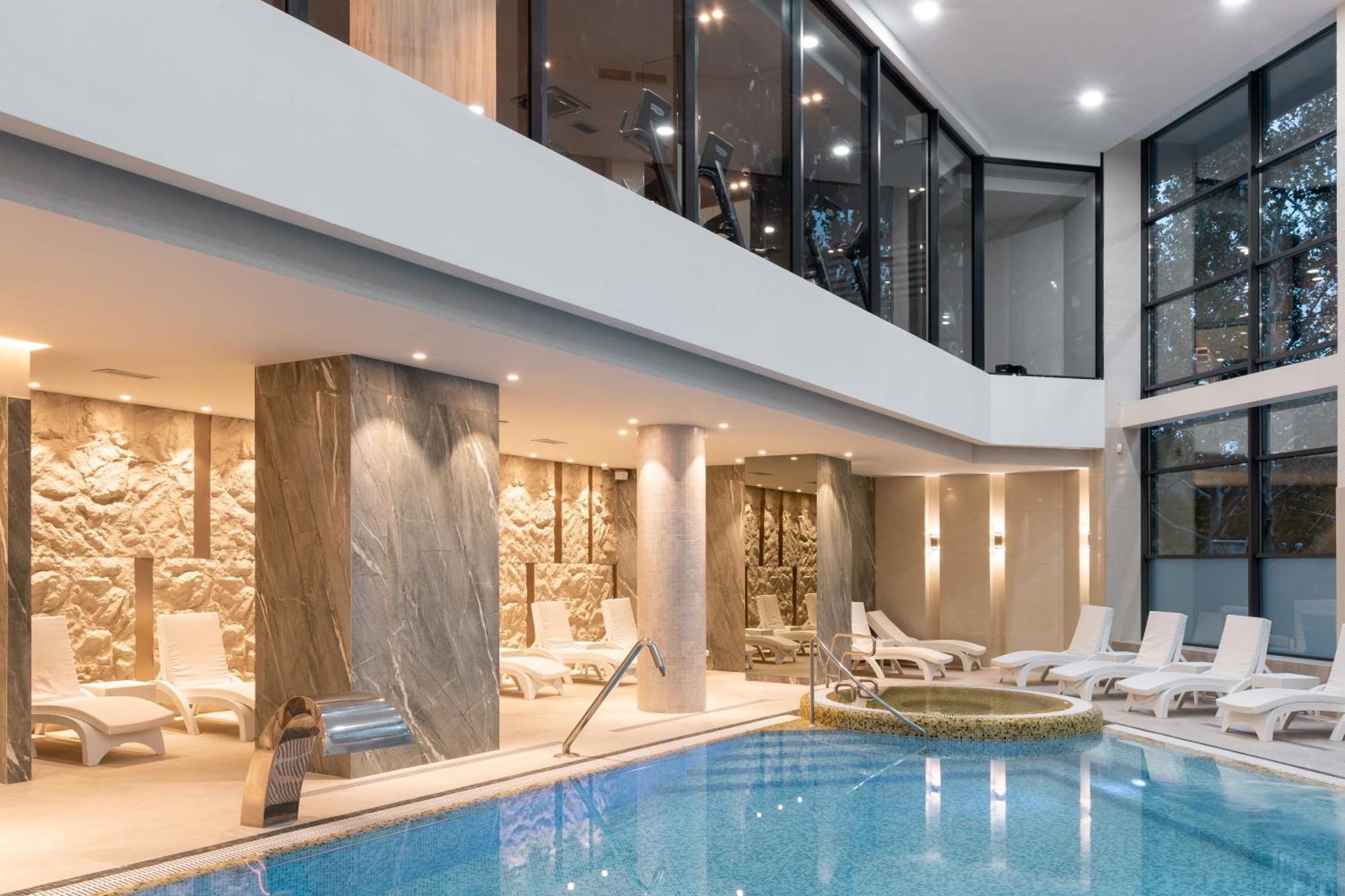 Aquaperla Hotel & Spa Chisinau Exterior photo