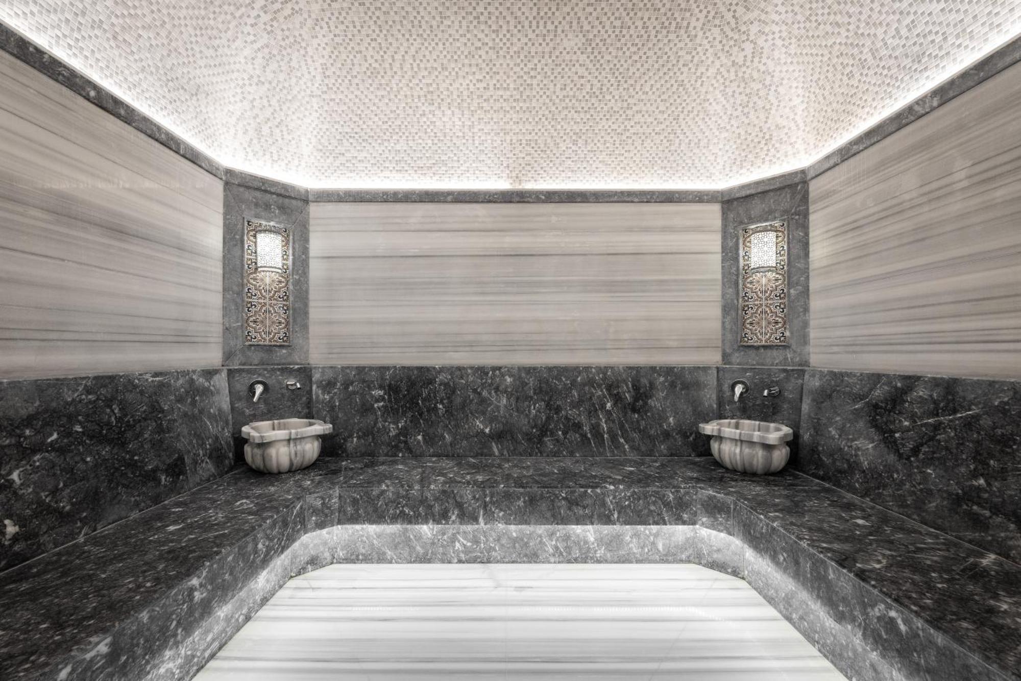 Aquaperla Hotel & Spa Chisinau Exterior photo